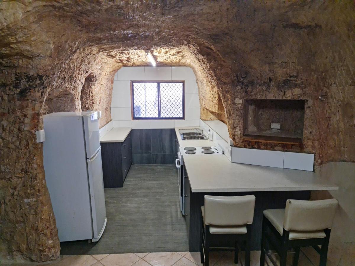 Underwood Court Fresh Dugout- Hosted By Coober Pedy Accommodations Exterior photo