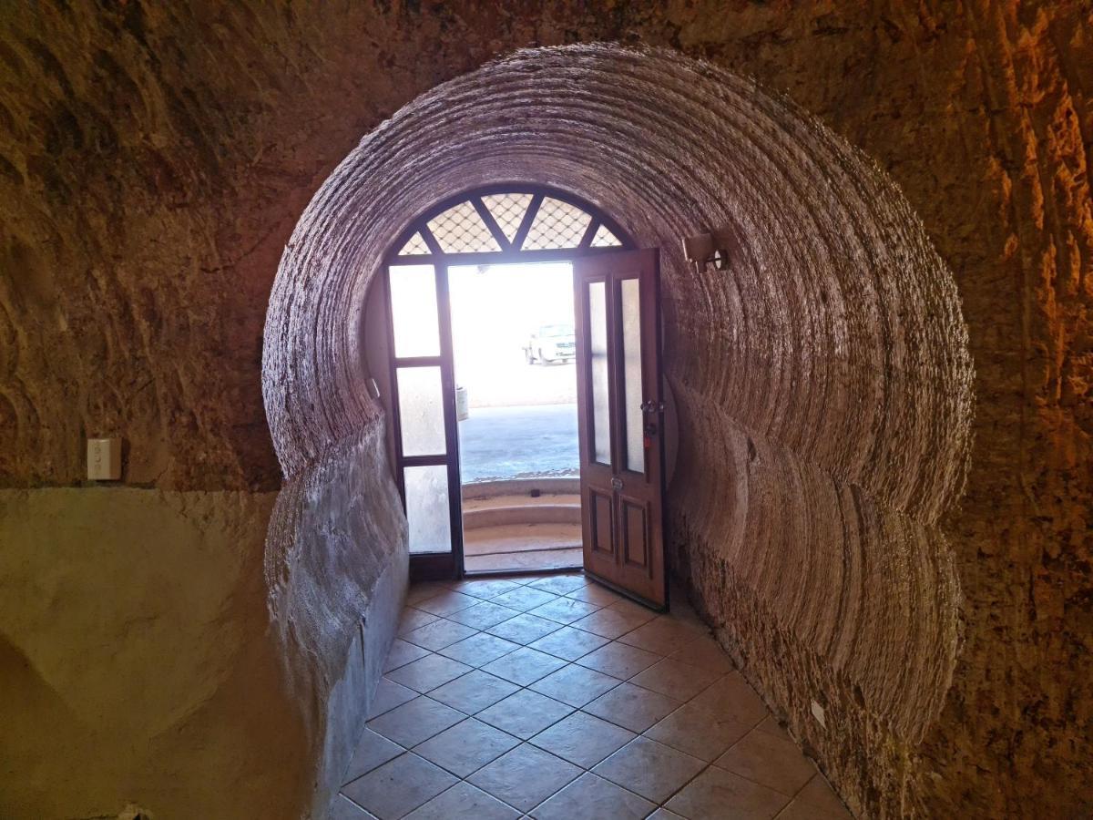 Underwood Court Fresh Dugout- Hosted By Coober Pedy Accommodations Exterior photo